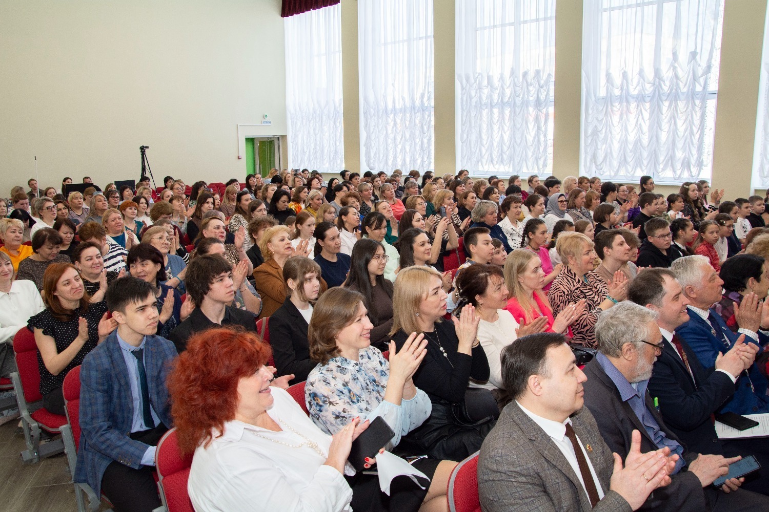 МӘШҺҮР МОСТАЙ КӘРИМДЕҢ ҮҘЕ МЕНӘН ОСРАШҠАНДАЙ БУЛДЫҠ