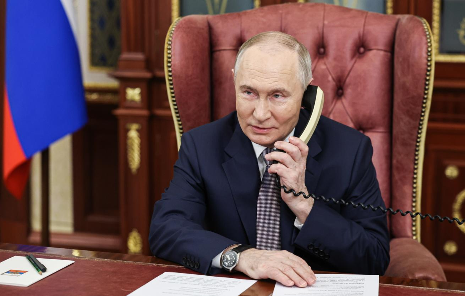 Путин и Лукашенко по телефону обсудили развитие двустороннего сотрудничества