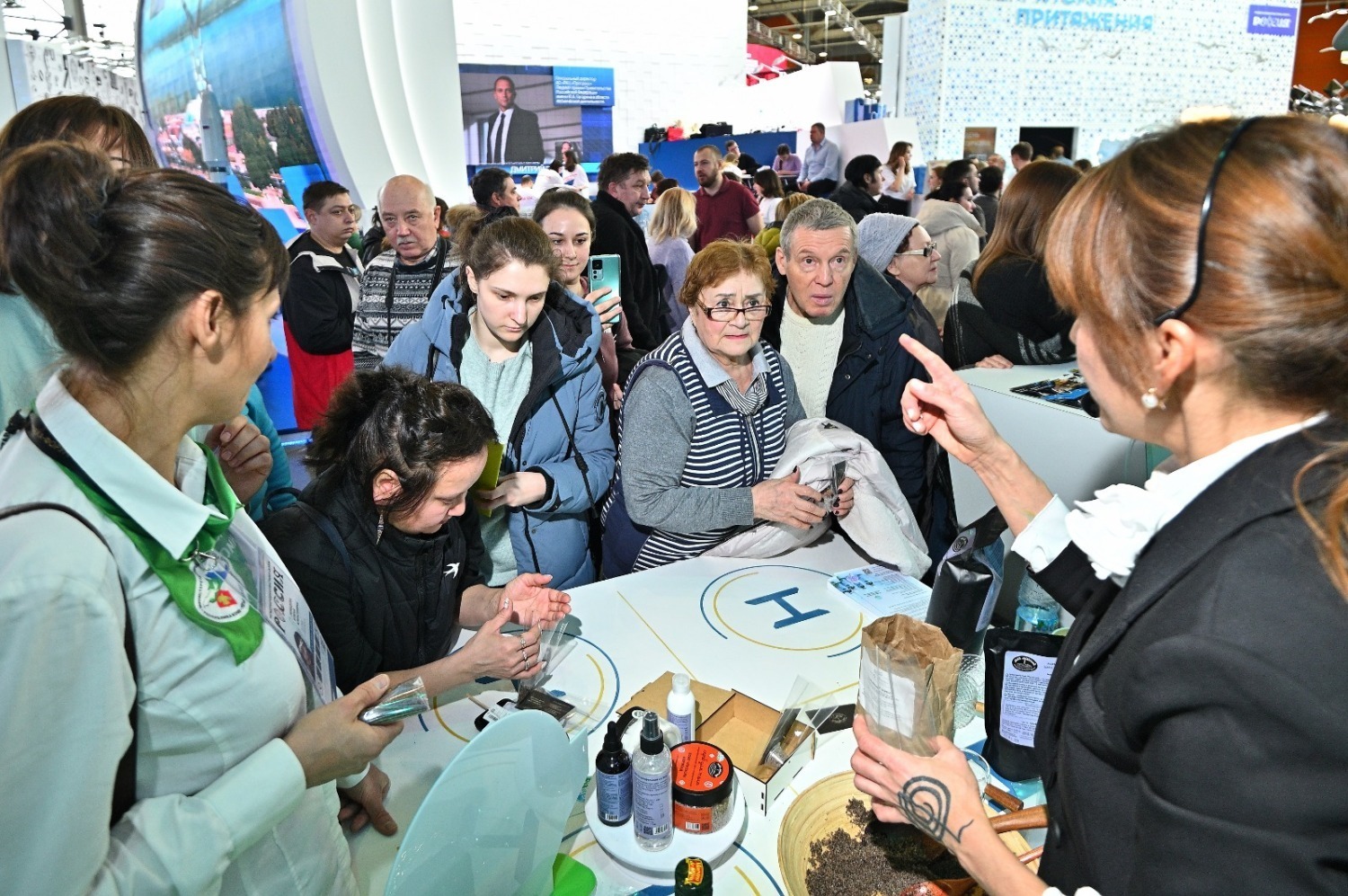 Дни торговли на выставке «Россия» посетили более 200 тысяч человек