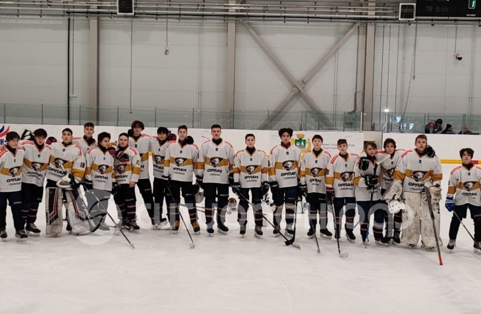 Стәрлетамаҡтың йәш хоккейсылары Рәсәй беренселеге ярыштарында ике еңеү яуланы