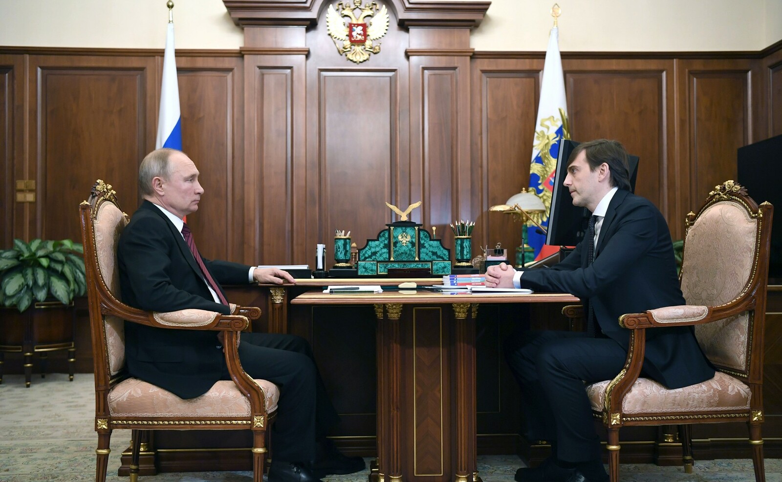 Путин провел встречу с главой Минпросвещения Кравцовым