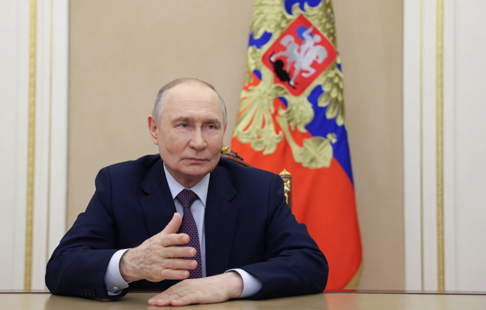 Путин заявил о технологической революции в сфере транспорта и логистики