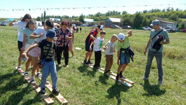 Татыу йәшәгәндә генә берҙәм булырбыҙ, киләсәгебеҙ, телебеҙ, милләтебеҙ булыр!