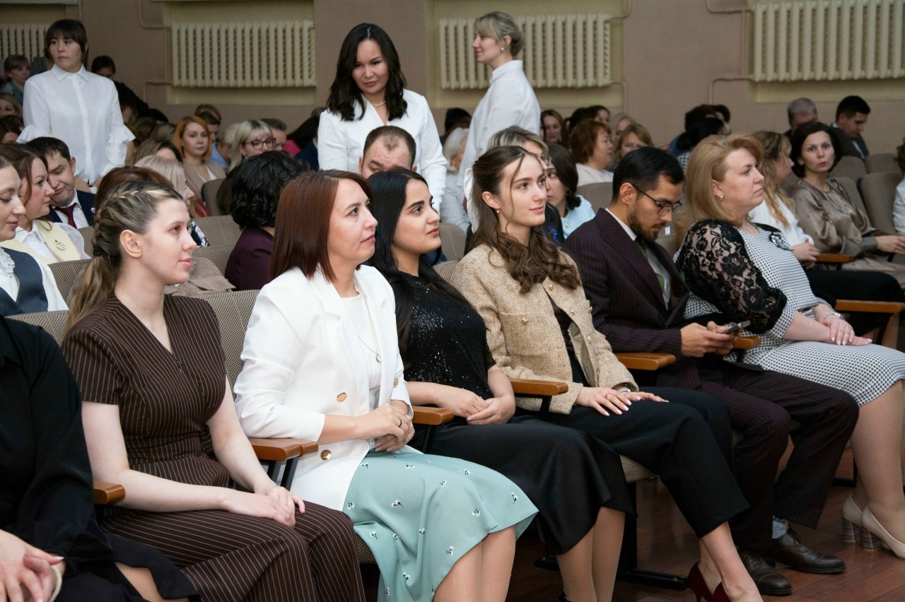 Стәрлетамаҡта «Йыл педагогы-2026 " конкурсы старт алды