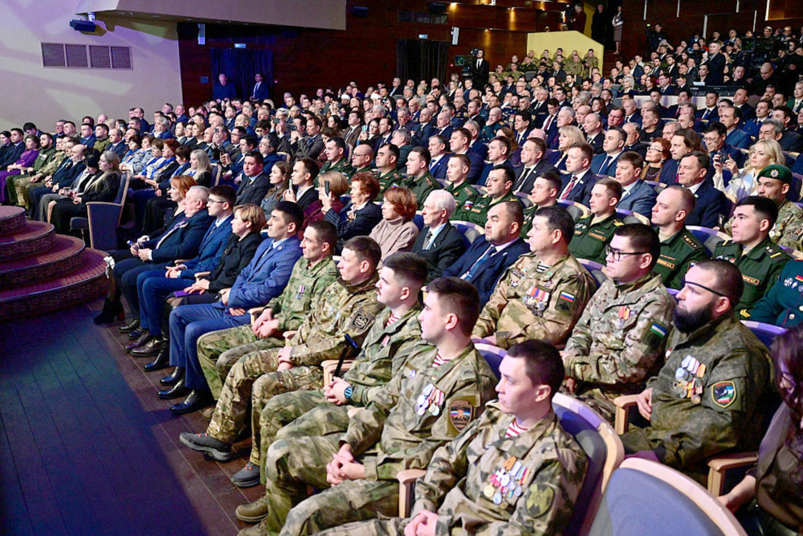 Барыһы ла Еңеү өсөн!