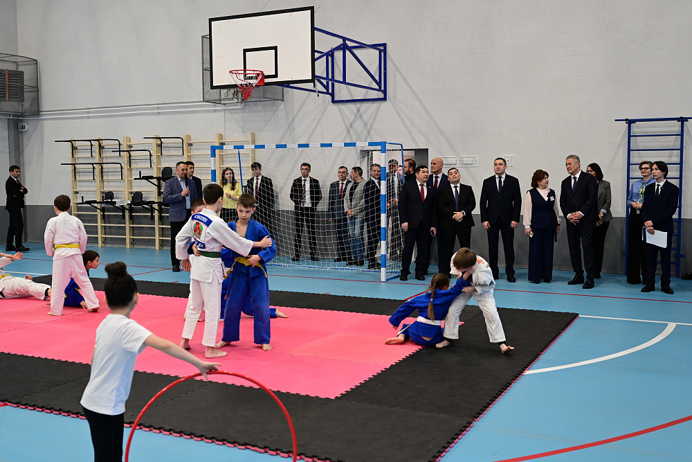 В Уфе начала работу самая большая школа в Приволжском федеральном округе