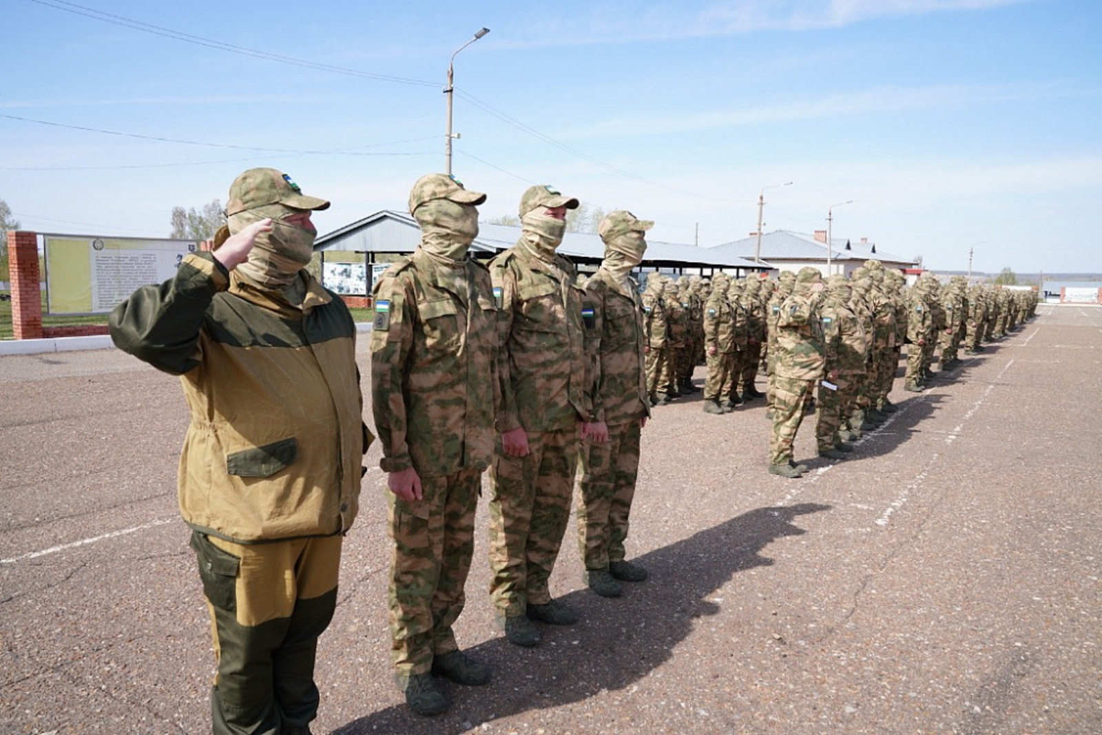 Глава Башкирии встретился с бойцами батальона имени Даяна Мурзина