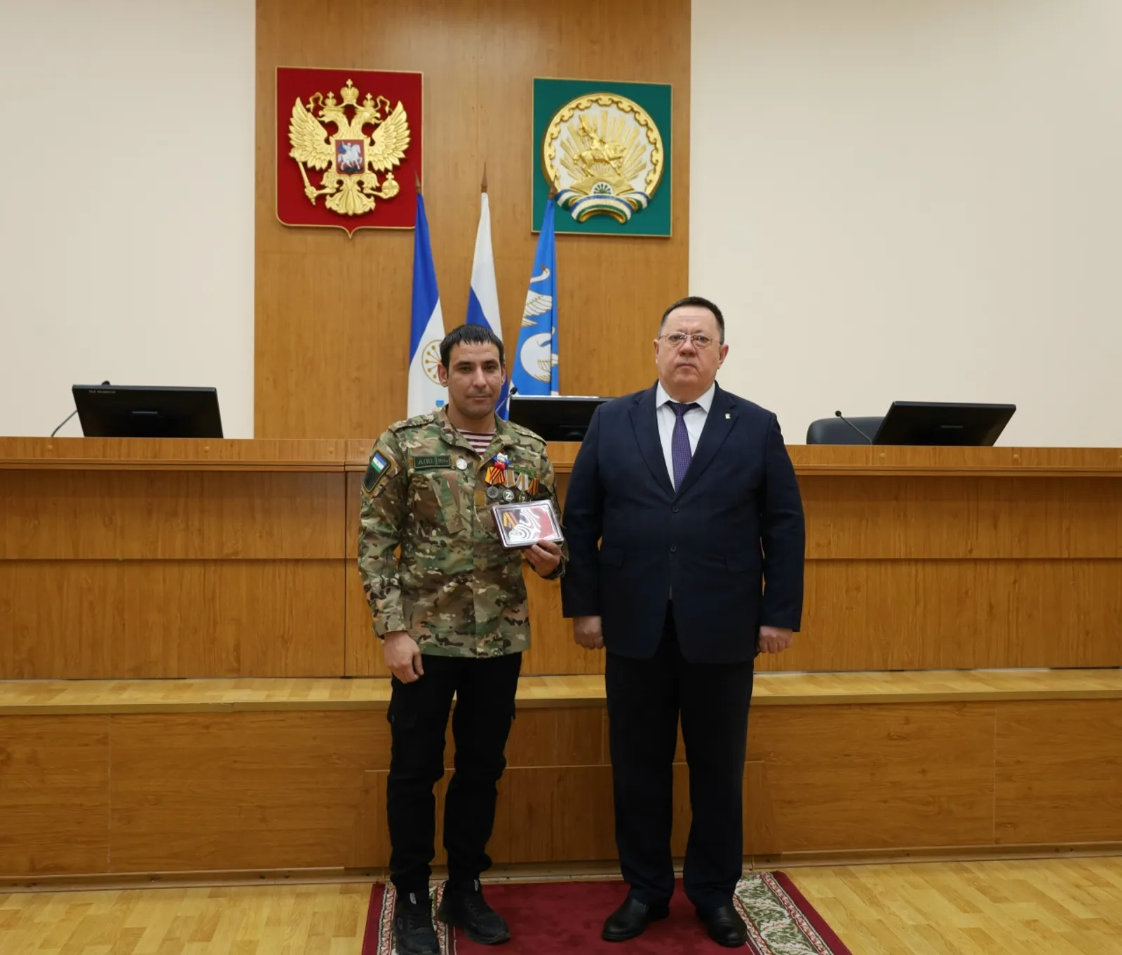 ЯҠТАШЫБЫҘ "ХӘРБИ БАТЫРЛЫҠ ӨСӨН"МИҘАЛЫ МЕНӘН БҮЛӘКЛӘНДЕ