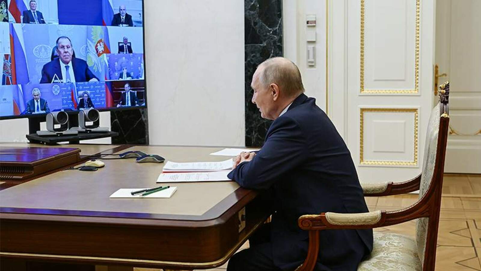 Путин обсудил с Совбезом участие России в строительстве многополярного мира