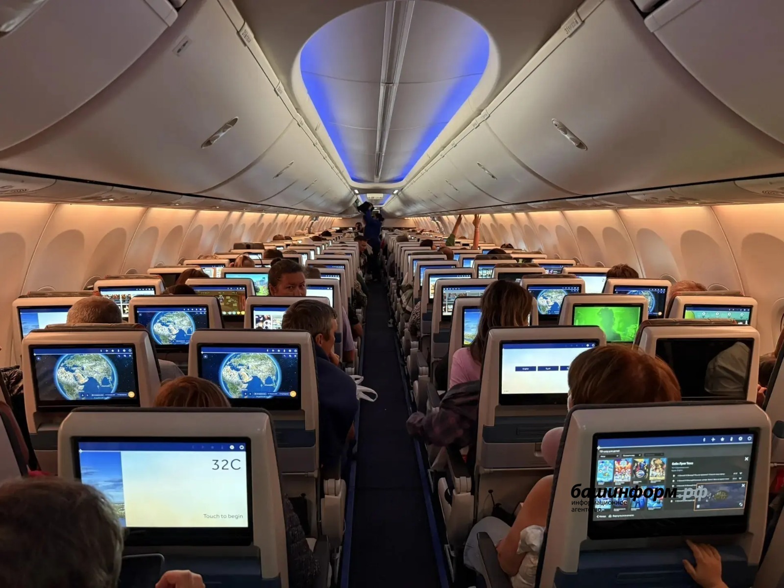 В Уфе приземлился первый борт со спасёнными туристами из ОАЭ