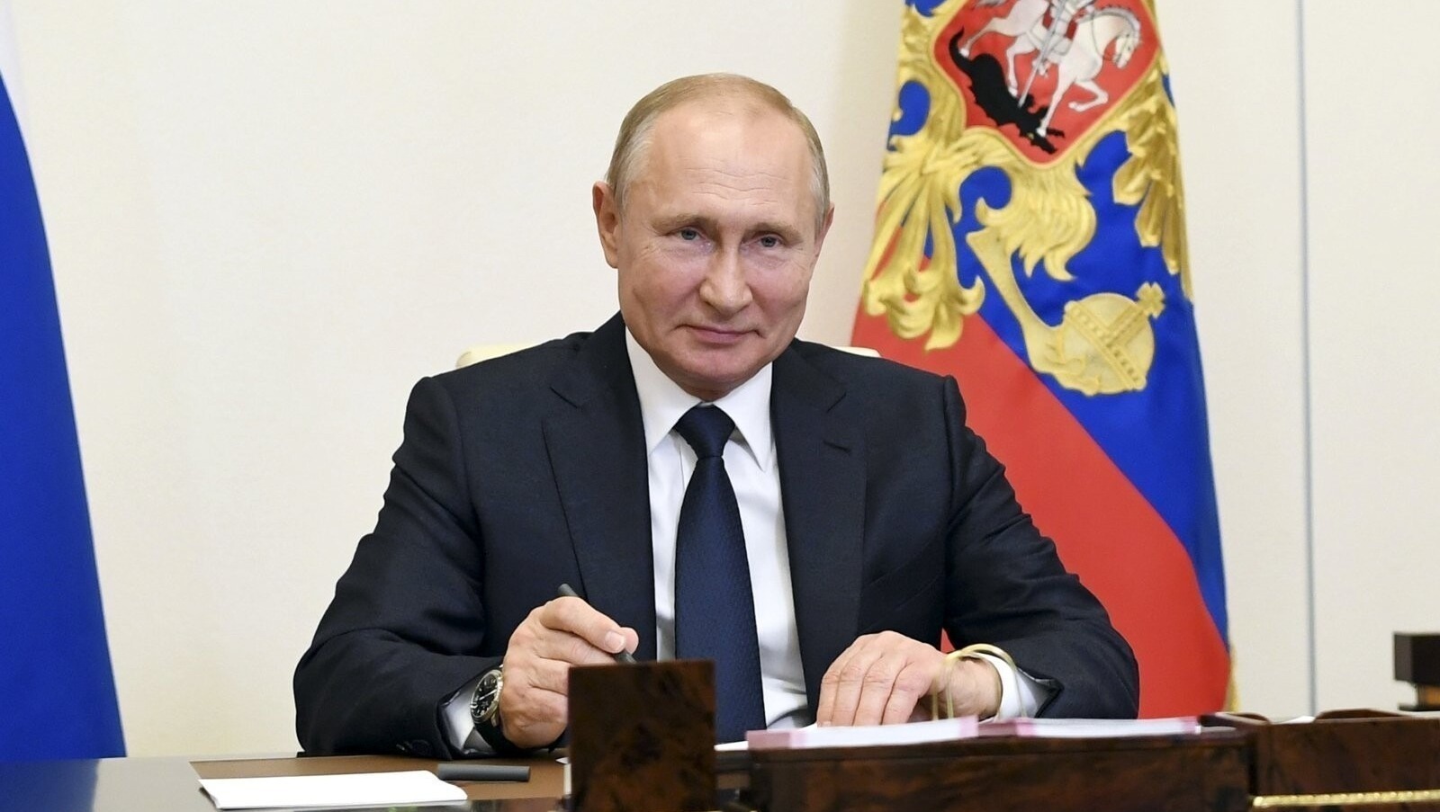 Владимир Путин яҡташыбыҙға «Герой-әсә» тигән маҡтаулы исем бирҙе