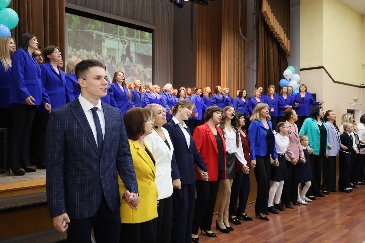 ИҢ АБРУЙЛЫ ҺӨНӘРҘӘРҘЕҢ БЕРЕҺЕ БУЛЫП ҠАЛА