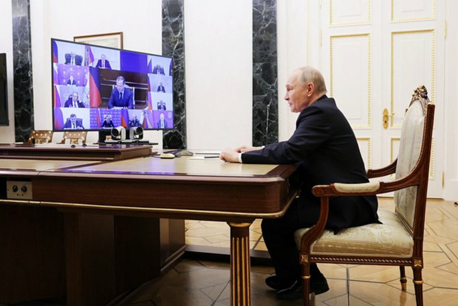 Путин обсудил с Совбезом РФ ситуацию вокруг Ирана