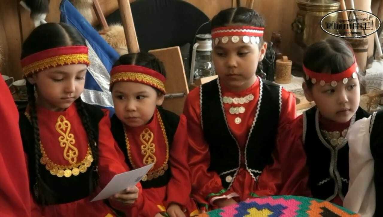 Ҡала мәҙәниәт һарайында оҫталыҡ дәресе үтте.