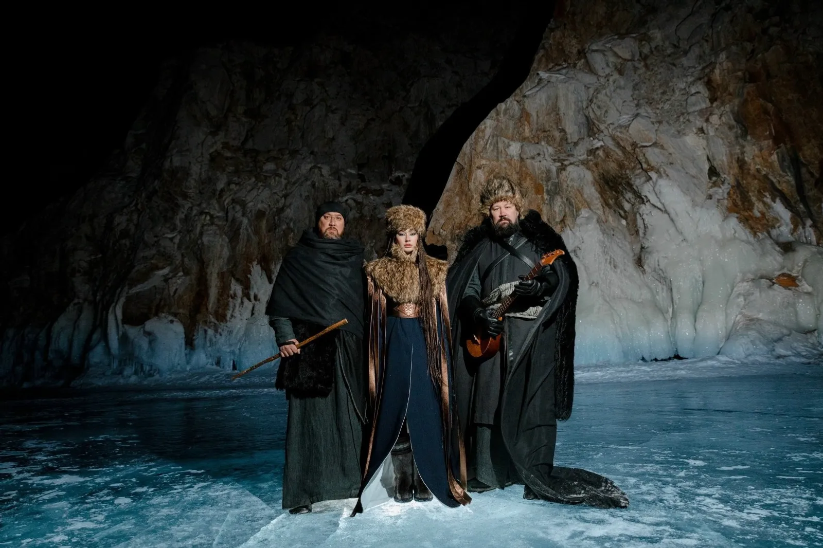 AY YOLA төркөмөнөң яңы клибы сыҡты