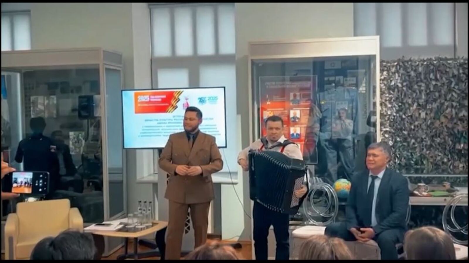 Ябай ғына йырҙар түгел был