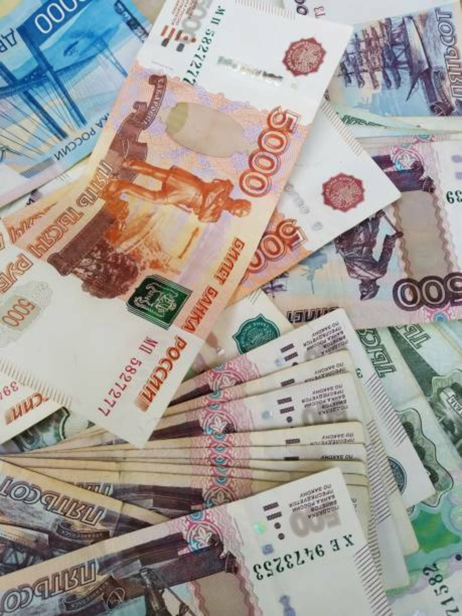 Бер миллион һумдан ҡолаҡ ҡаҡҡан...