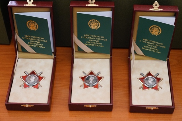 Радий Хабиров утвердил обновленные правила награждения наших военнослужащих