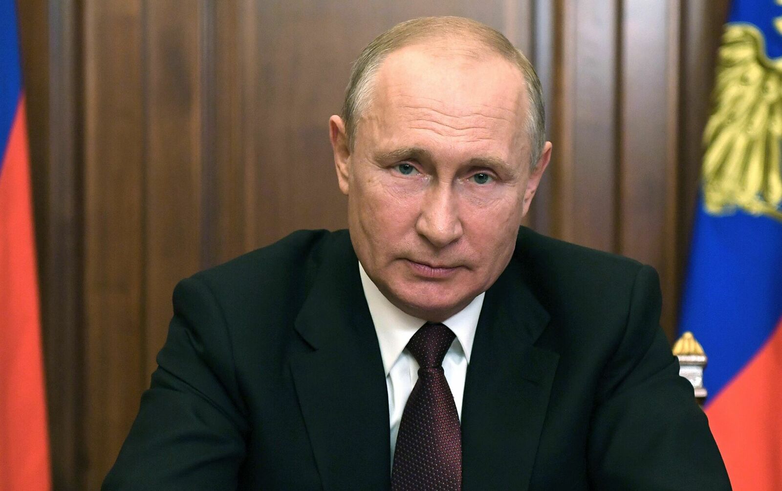 Путин бюджет хеҙмәткәрҙәренең эш хаҡын индексацияларға ҡушты.