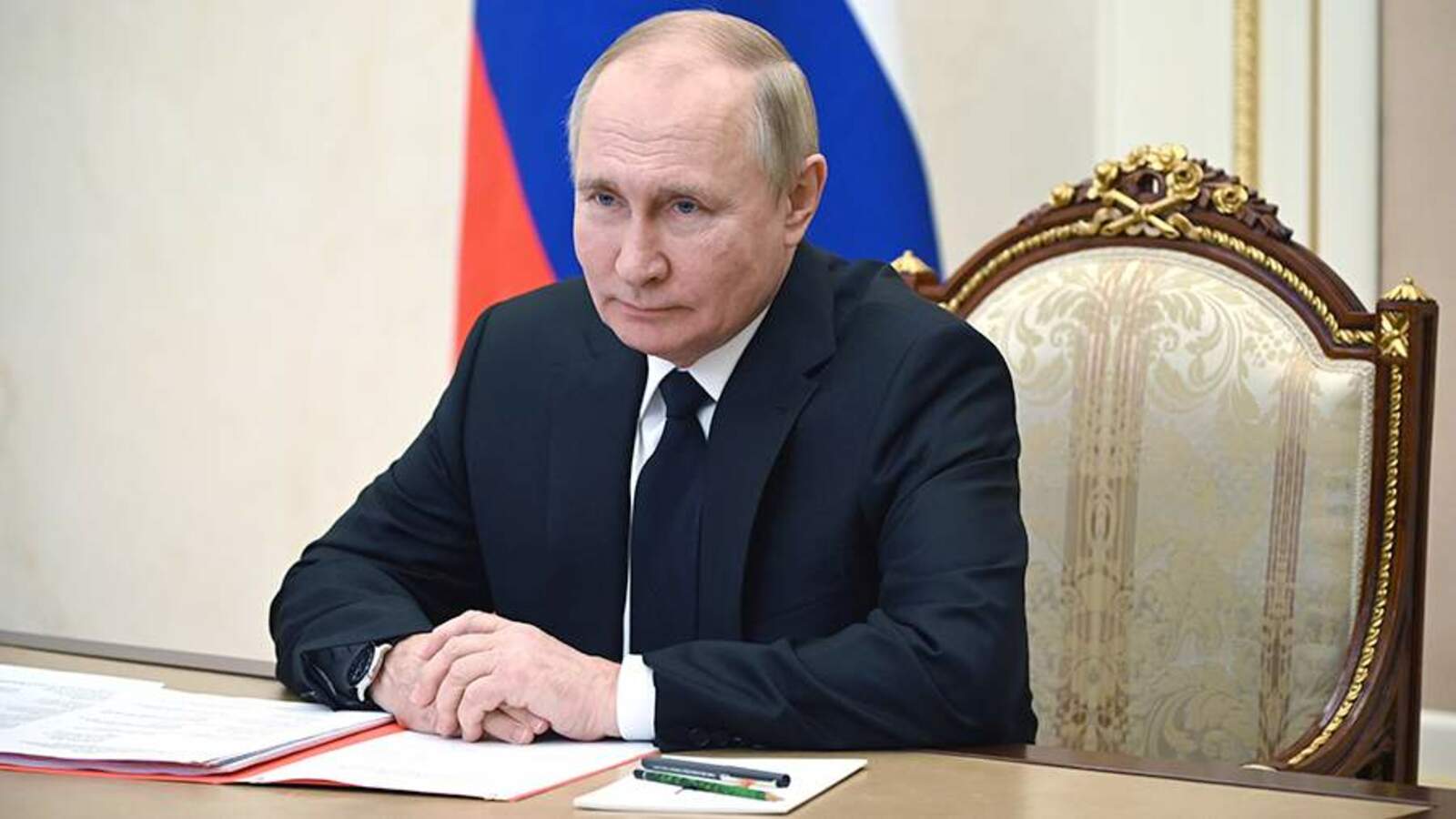 Путин предложил Совбезу обсудить развитие отношений с ЕАЭС