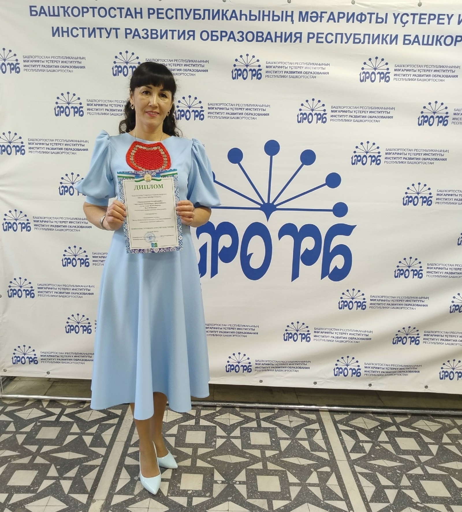 УҢЫШТАР ТЕЛӘП ҠАЛАБЫҘ!