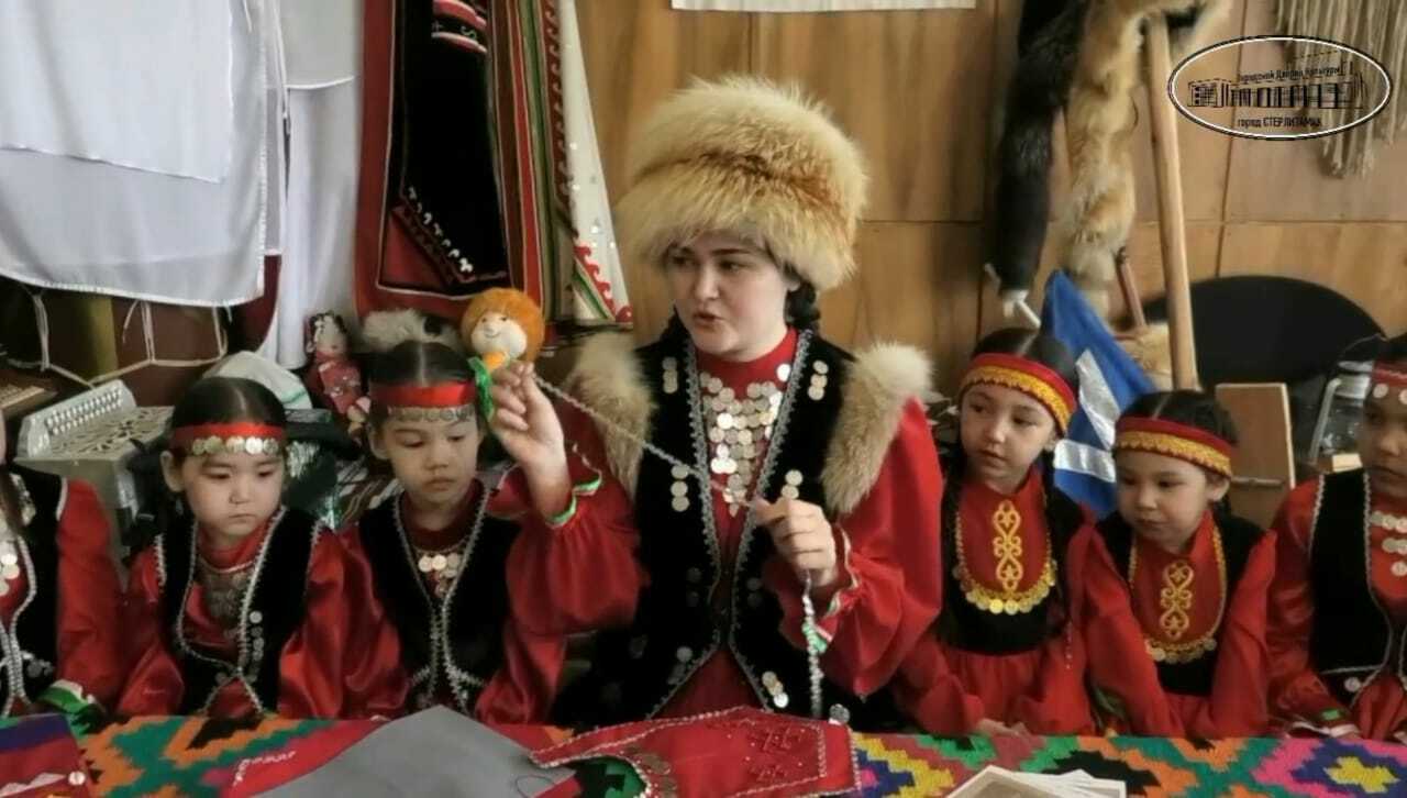 Ҡала мәҙәниәт һарайында оҫталыҡ дәресе үтте.