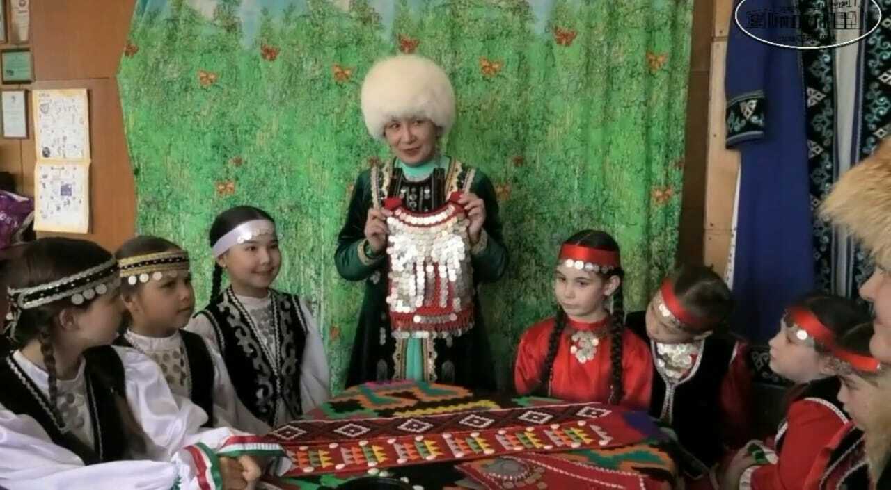 Ҡала мәҙәниәт һарайында оҫталыҡ дәресе үтте.