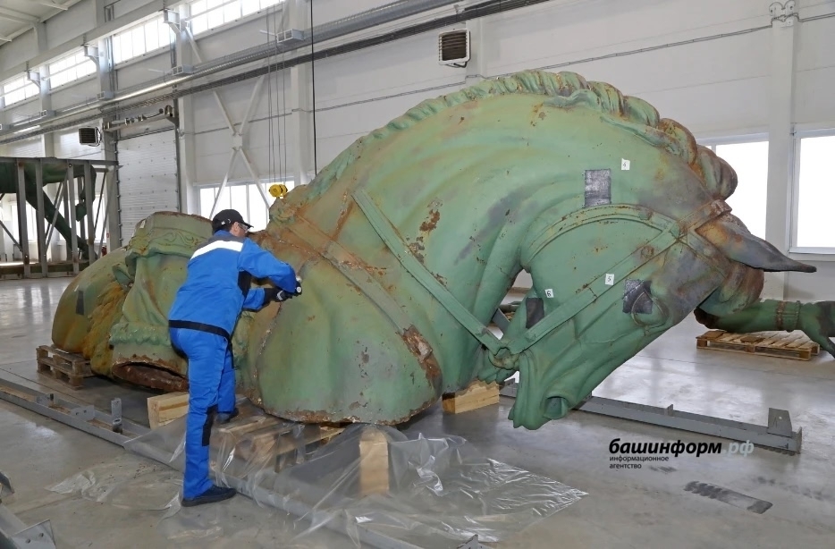 Салауат Юлаев һәйкәлен реставрациялау нисек бара