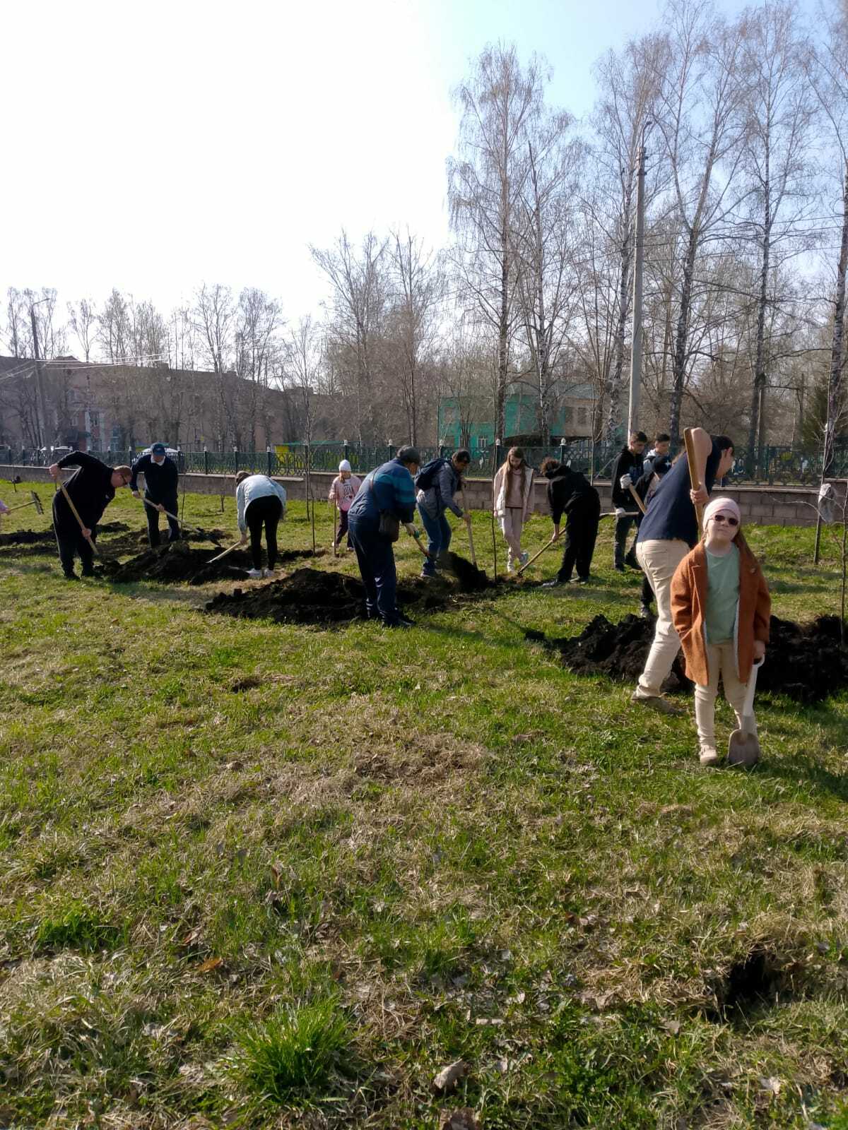 «Хәтер баҡсаһына» алмағастар ултыртылды.