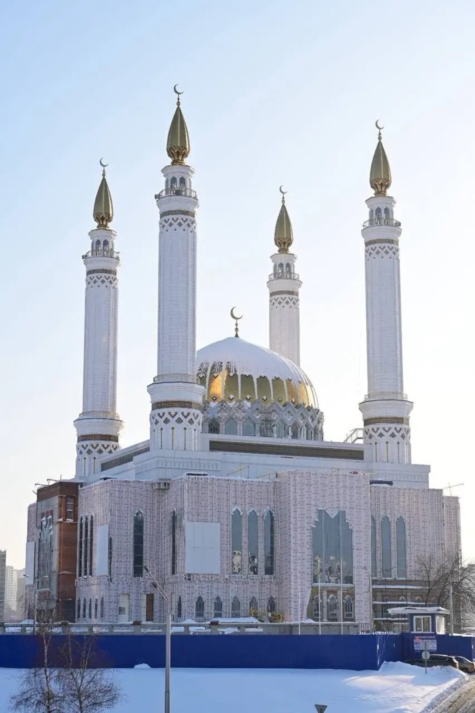 Радий Хабиров рассказал о ходе работ в мечети «Ар-Рахим»