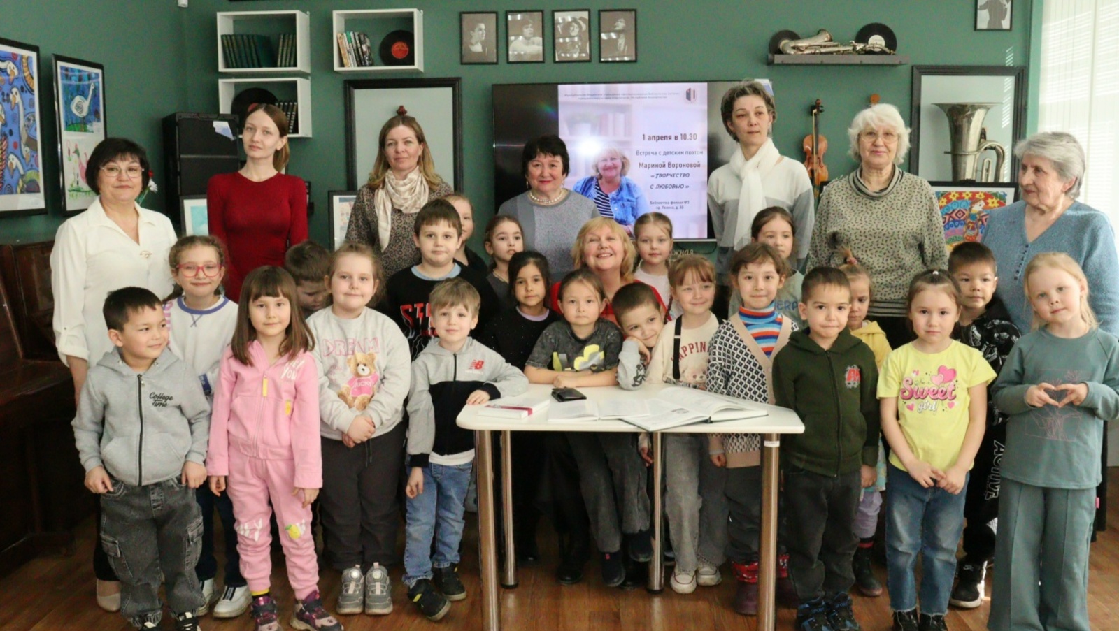 МӨХӘББӘТЛЕ ИЖАД