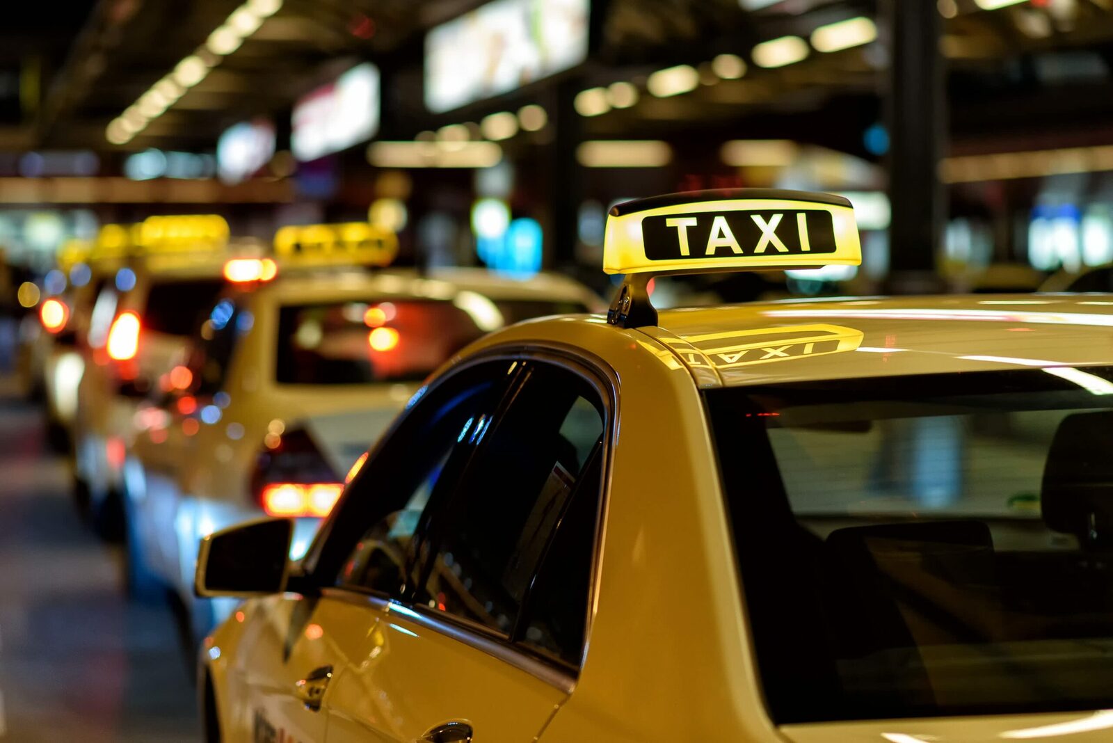 Жители Башкирии с судимостью больше не смогут работать таксистами